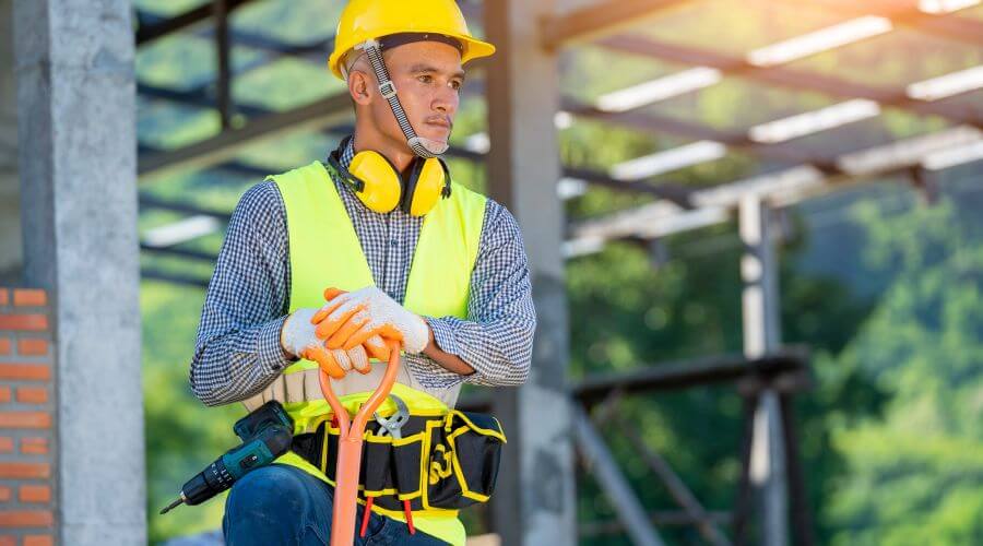 Professional gutter cleaning in Many Farms, AZ